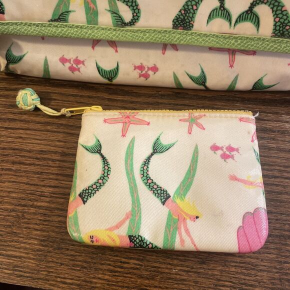 Stephanie Johnson Mermaid, Pink, Green, Seashell Travel organizer makeup bag - Picture 2 of 12